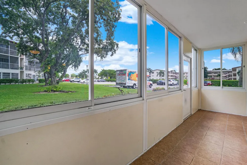 224 Fanshaw F Boca Raton, FL 33434