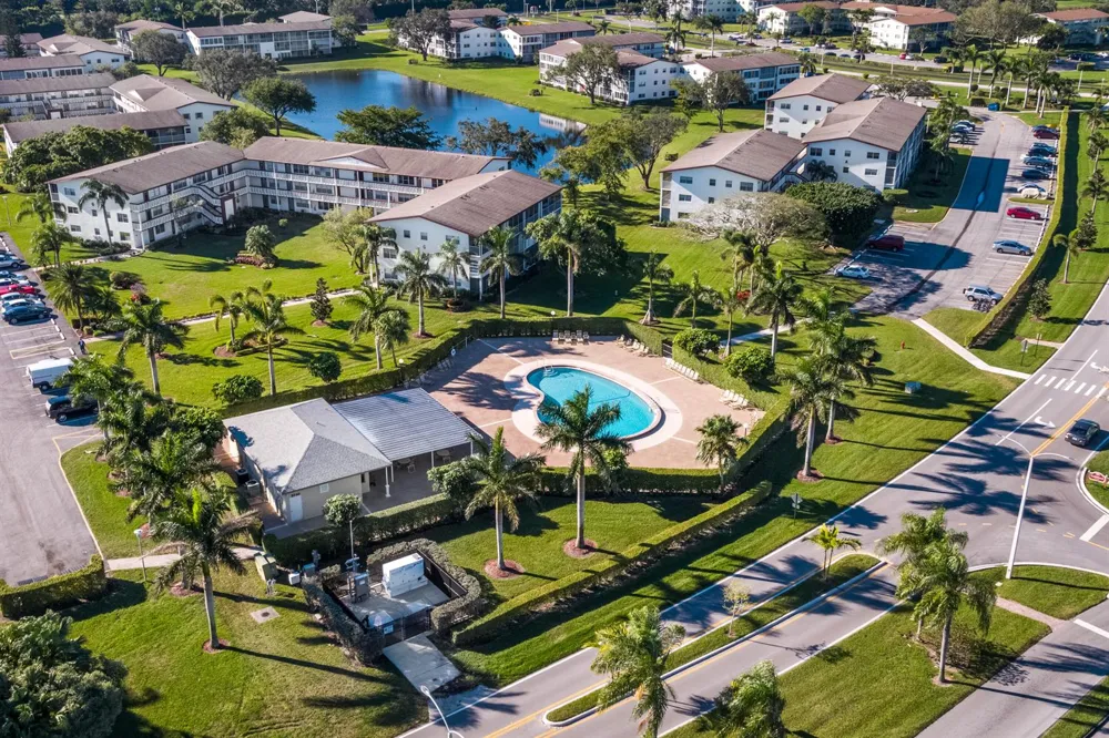 224 Fanshaw F Boca Raton, FL 33434