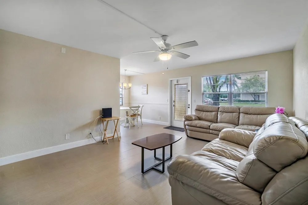 224 Fanshaw F Boca Raton, FL 33434