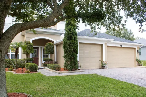 1112 GLENRAVEN LANE