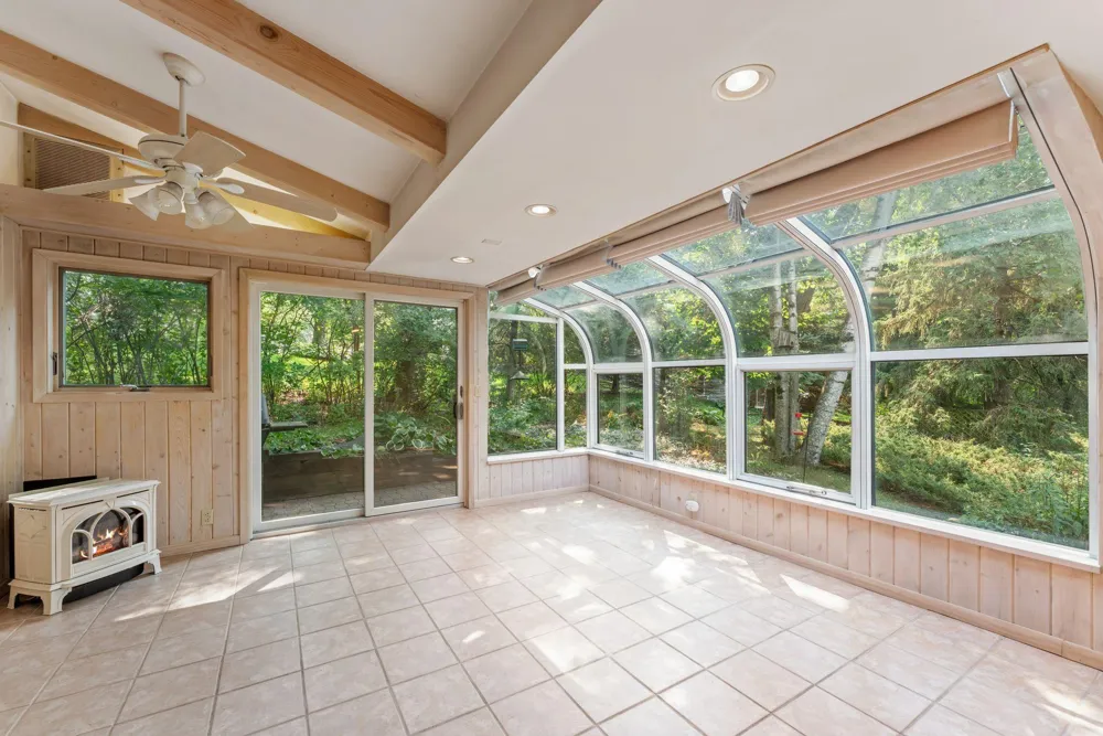 4723 Forest Circle Minnetonka, MN 55345