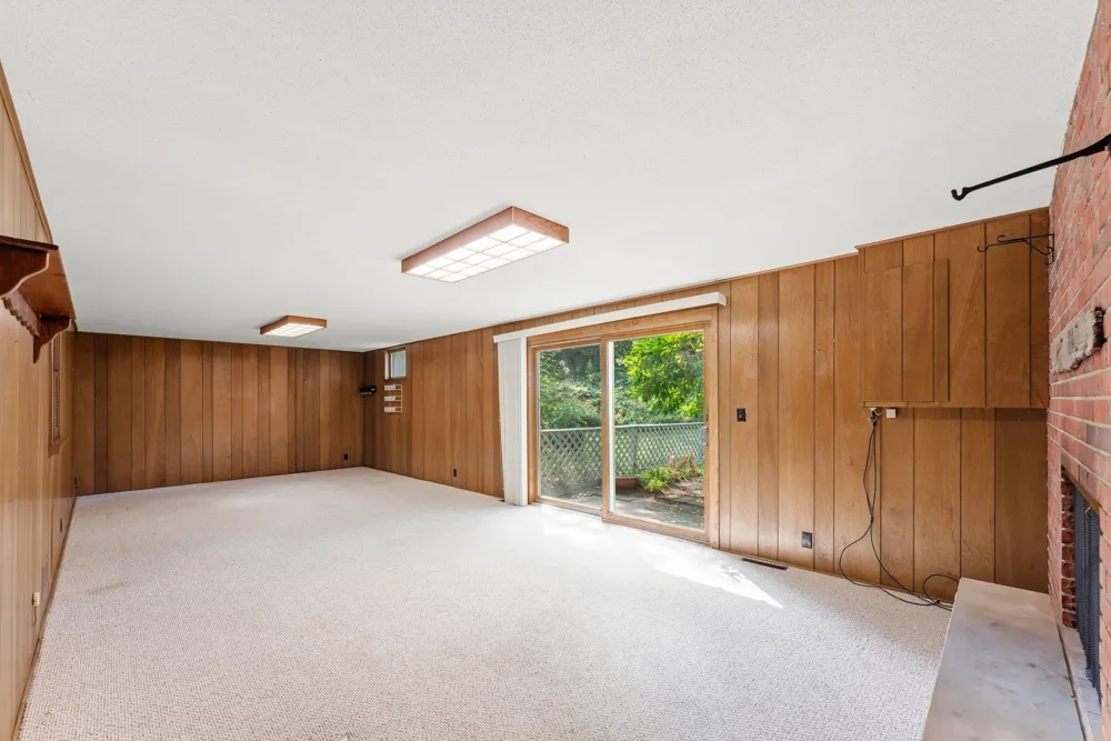 4723 Forest Circle Minnetonka, MN 55345