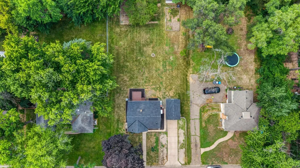 2516 Westview Terrace Minnetonka, MN 55305
