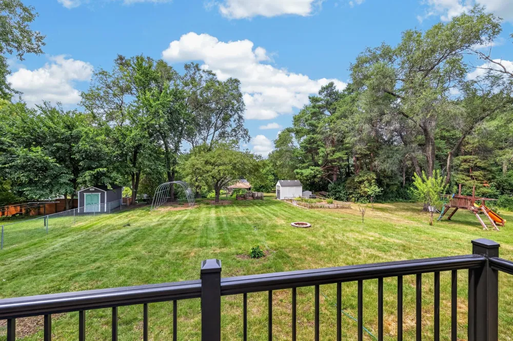 2516 Westview Terrace Minnetonka, MN 55305