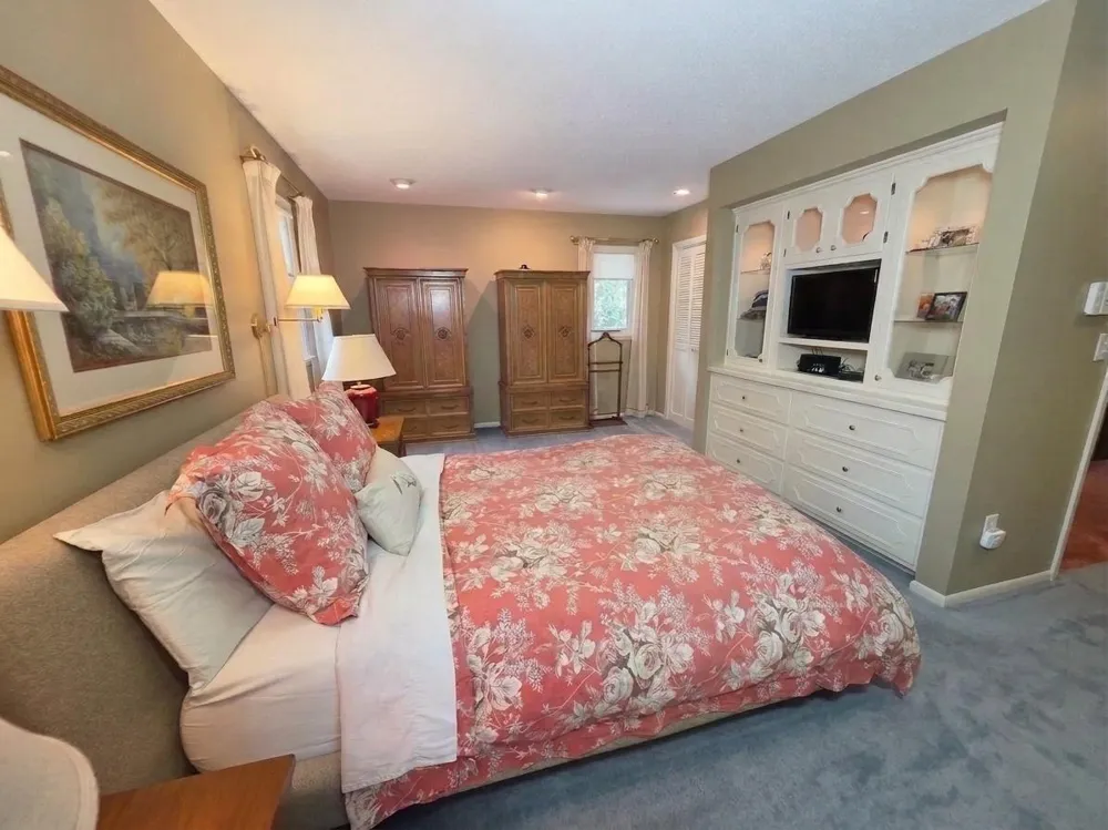 776 Upper Colonial Drive Mendota Heights, MN 55118