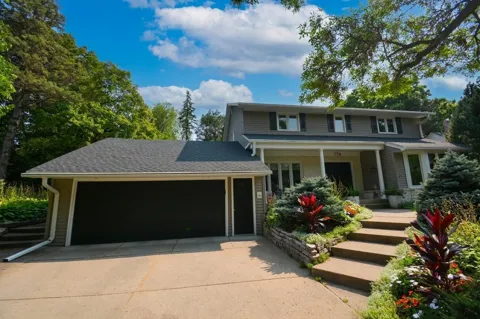 776 Upper Colonial Drive