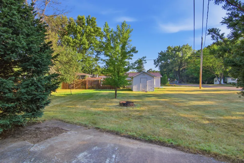 1002 W Spruce Street Chippewa Falls, WI 54729