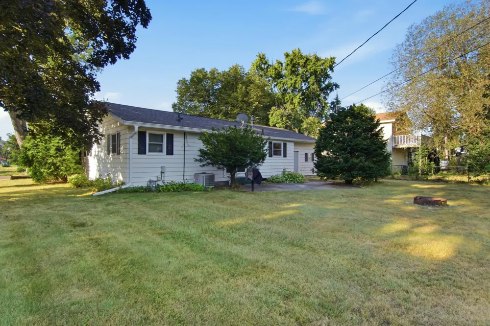 1002 W Spruce Street Chippewa Falls, WI 54729