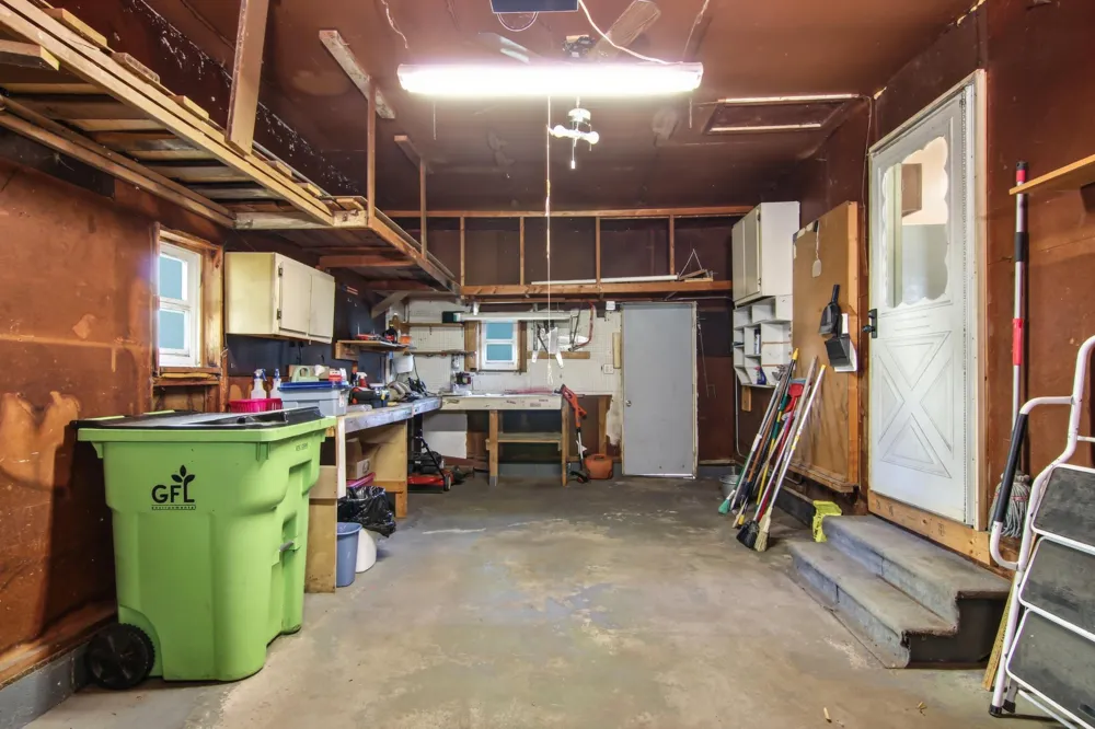 1002 W Spruce Street Chippewa Falls, WI 54729