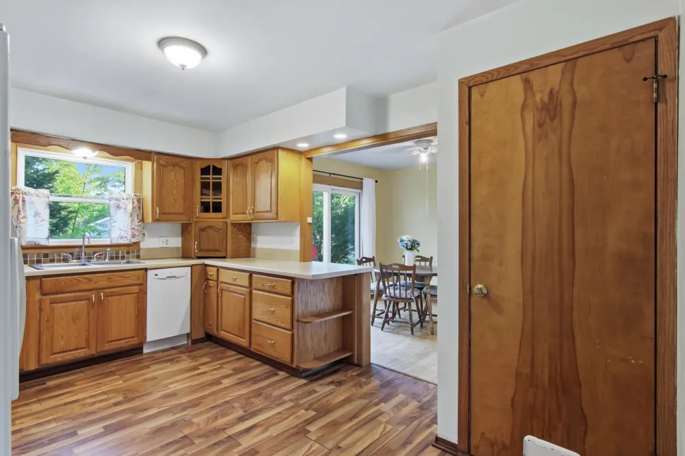 1002 W Spruce Street Chippewa Falls, WI 54729