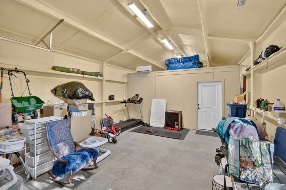 647 Oklahoma Street Van, TX 75790