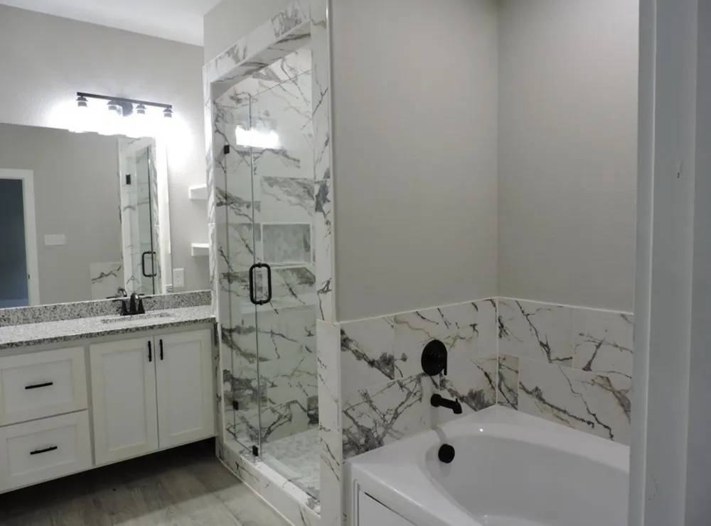 210 Holiday Gun Barrel City, TX 75156