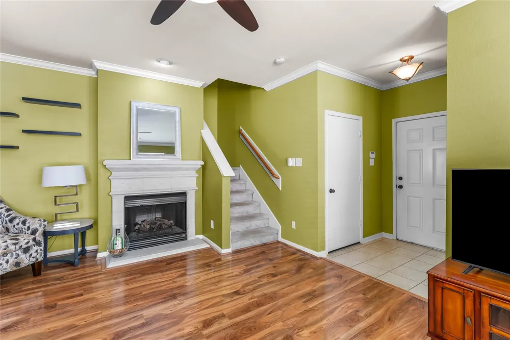 7911 Barnes Ridge Lane Houston, TX 77072
