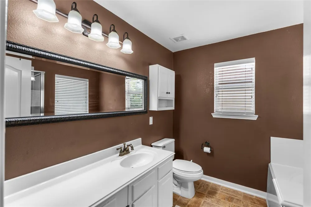 7911 Barnes Ridge Lane Houston, TX 77072