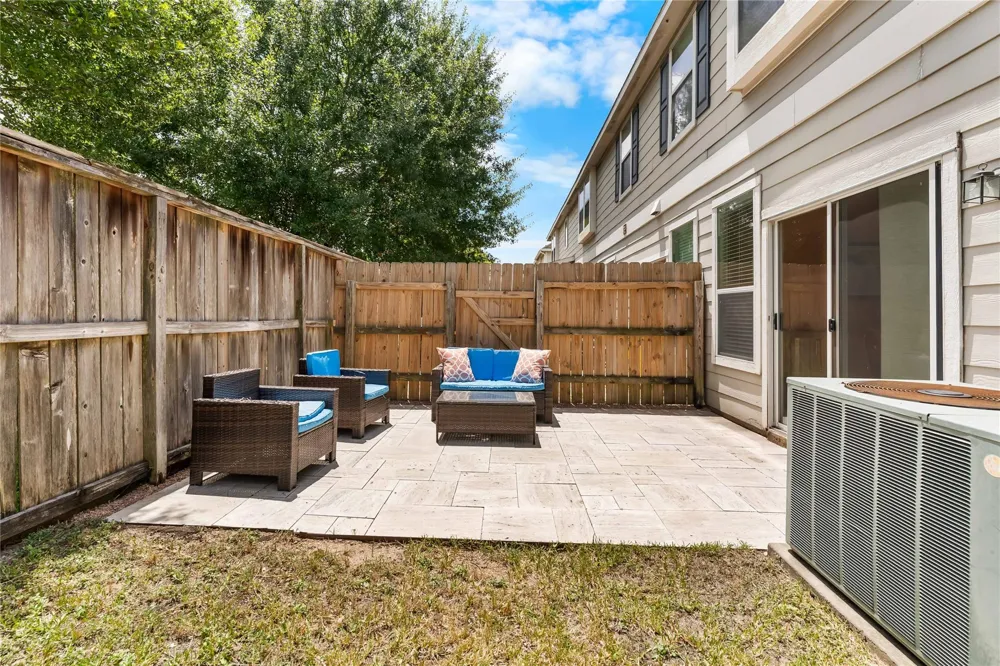 7911 Barnes Ridge Lane Houston, TX 77072