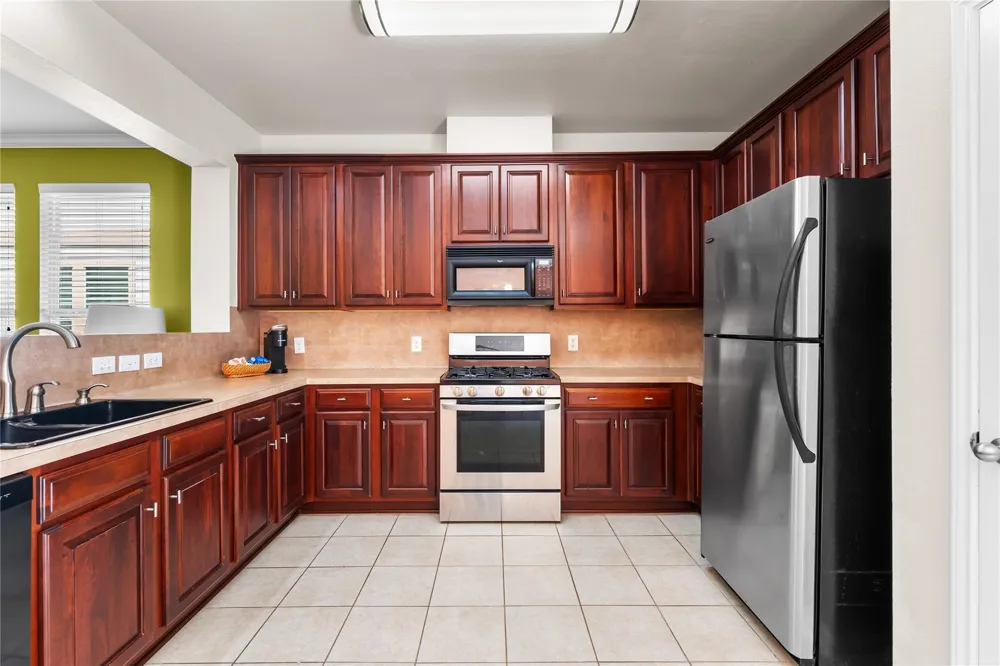 7911 Barnes Ridge Lane Houston, TX 77072