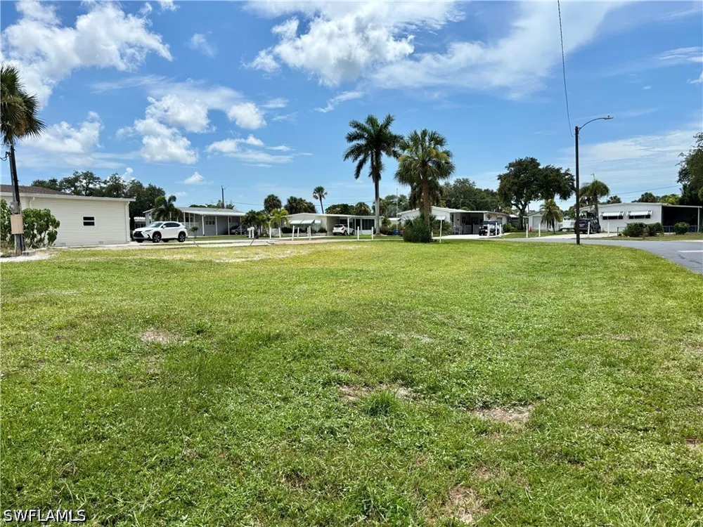 Valois Drive Bonita Springs, FL 34135