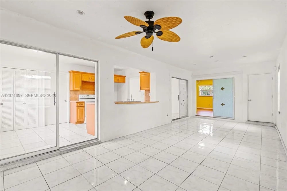 4700 NW 41st Pl Lauderdale Lakes, FL 33319