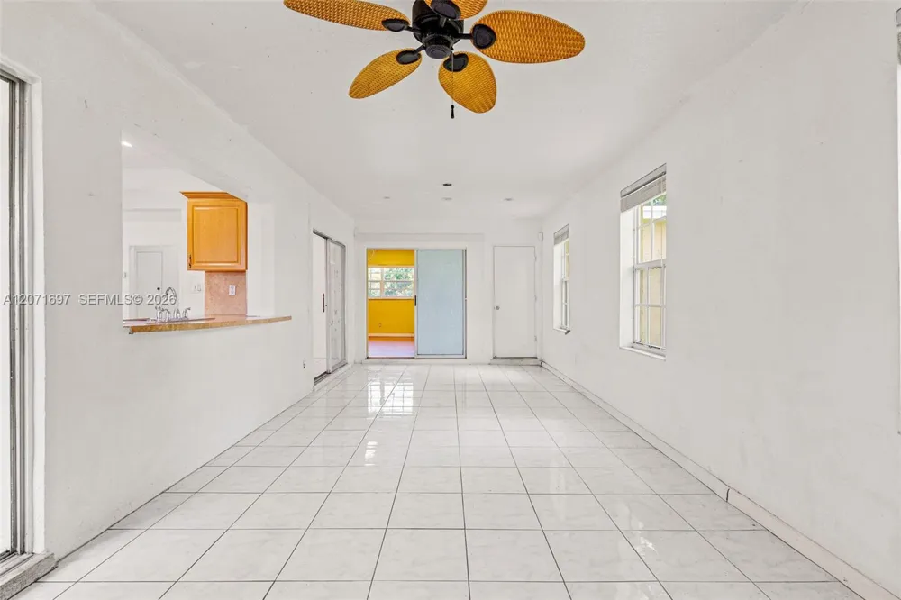 4700 NW 41st Pl Lauderdale Lakes, FL 33319
