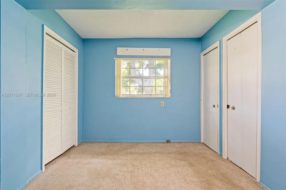 4700 NW 41st Pl Lauderdale Lakes, FL 33319