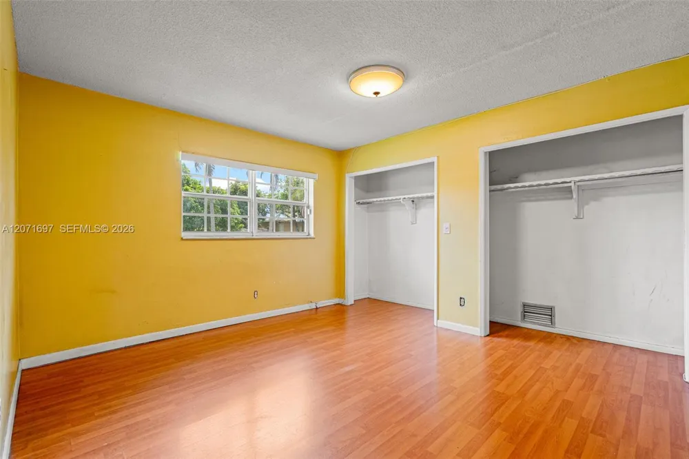 4700 NW 41st Pl Lauderdale Lakes, FL 33319