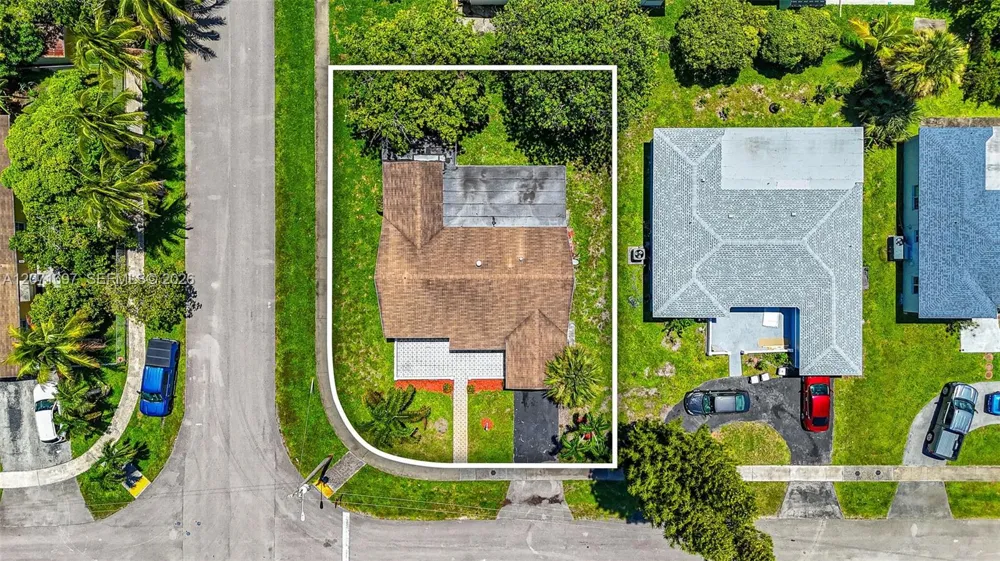 4700 NW 41st Pl Lauderdale Lakes, FL 33319