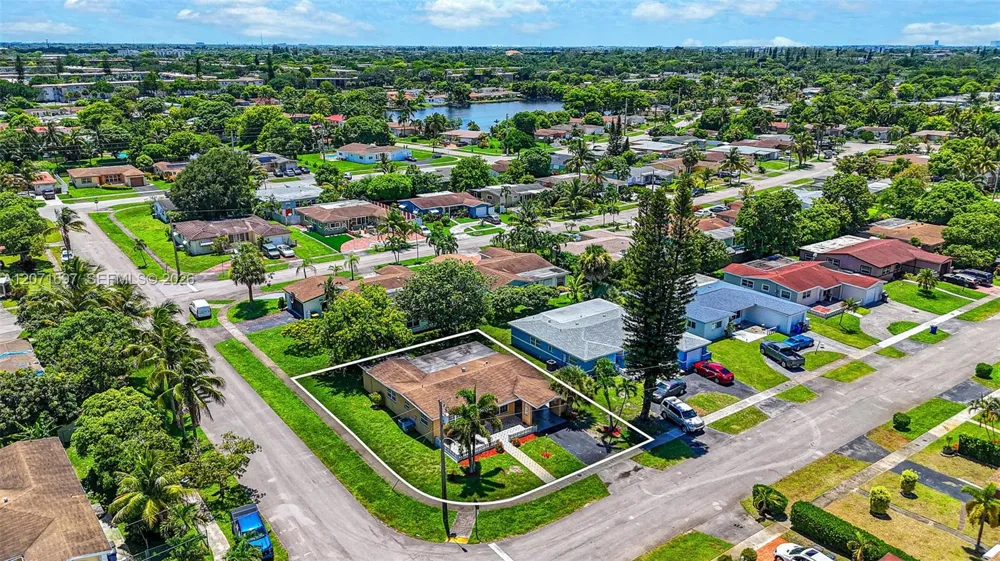 4700 NW 41st Pl Lauderdale Lakes, FL 33319
