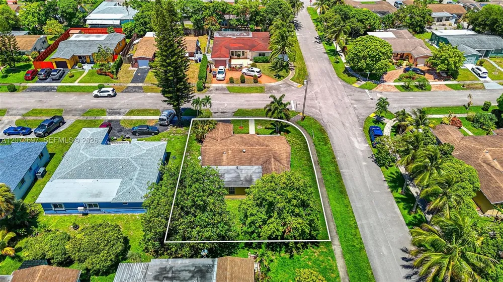 4700 NW 41st Pl Lauderdale Lakes, FL 33319