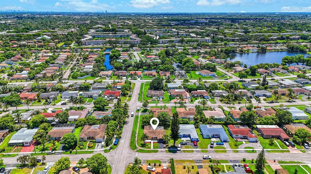 4700 NW 41st Pl Lauderdale Lakes, FL 33319
