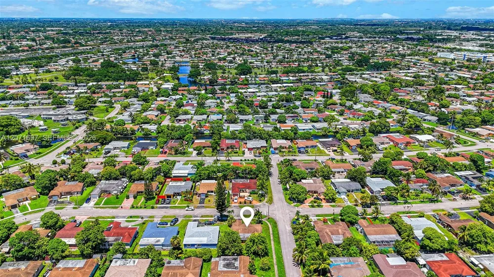 4700 NW 41st Pl Lauderdale Lakes, FL 33319