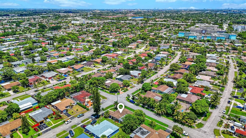 4700 NW 41st Pl Lauderdale Lakes, FL 33319