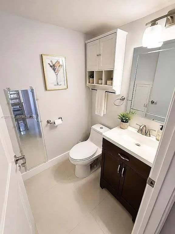 8575 NW 5th Ter #1509 Miami, FL 33126