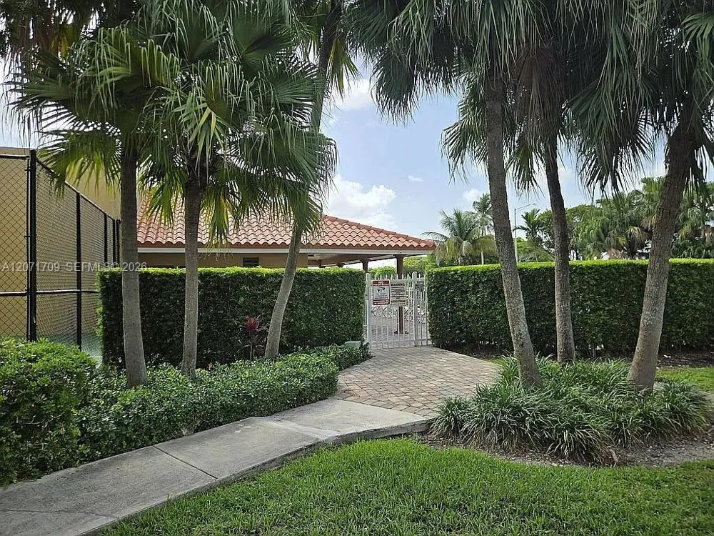 8575 NW 5th Ter #1509 Miami, FL 33126