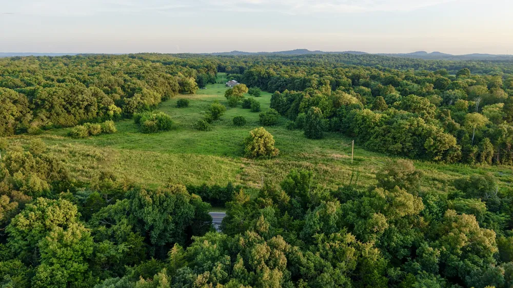 2405 Paul Finley Rd Lewisburg, TN 37091