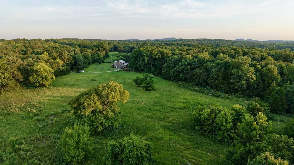 2405 Paul Finley Rd Lewisburg, TN 37091