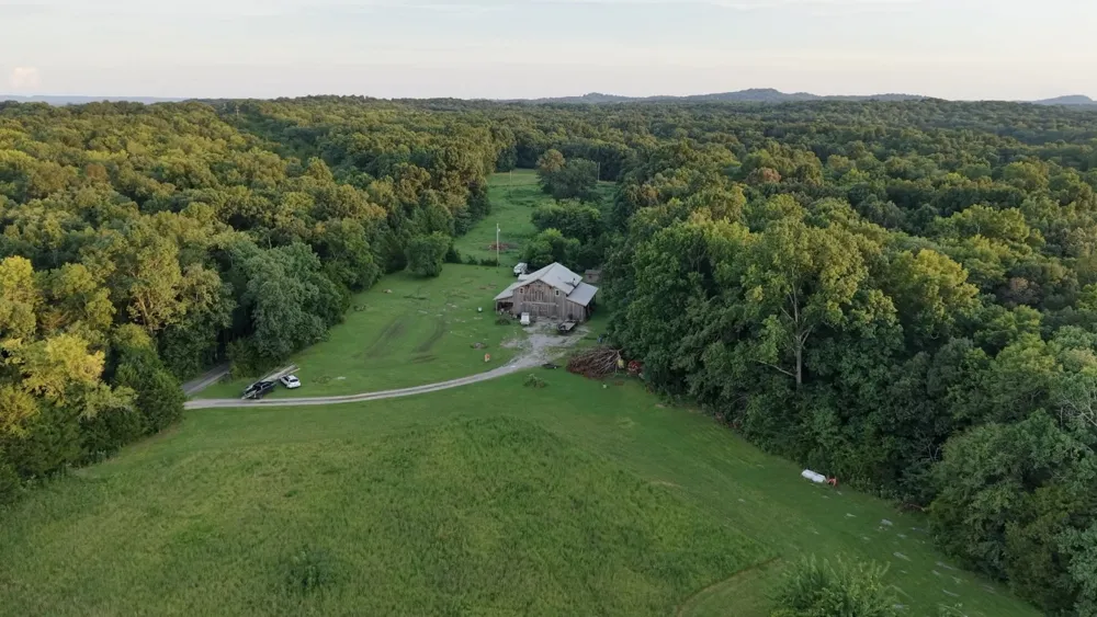 2405 Paul Finley Rd Lewisburg, TN 37091