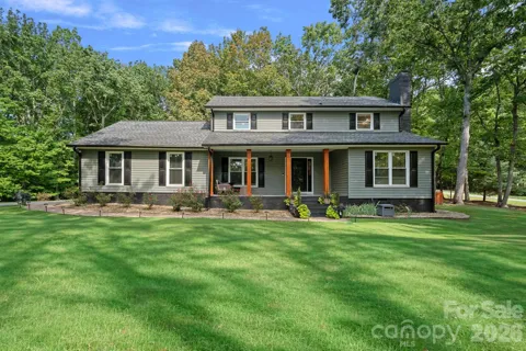 2981 Oak Ridge Circle