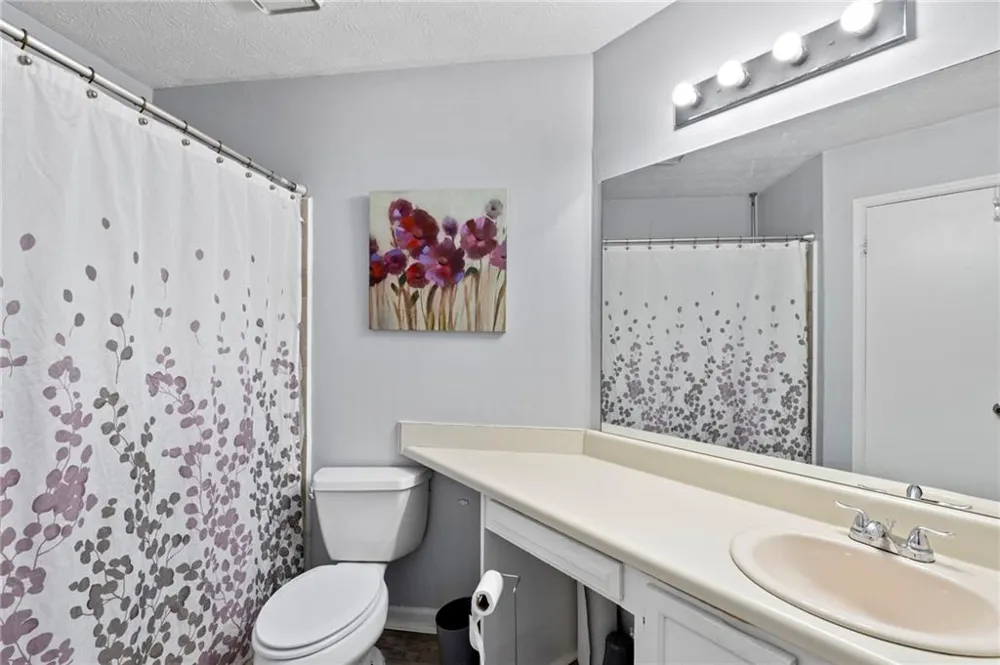 1211 Glenleaf Drive Peachtree Corners, GA 30092