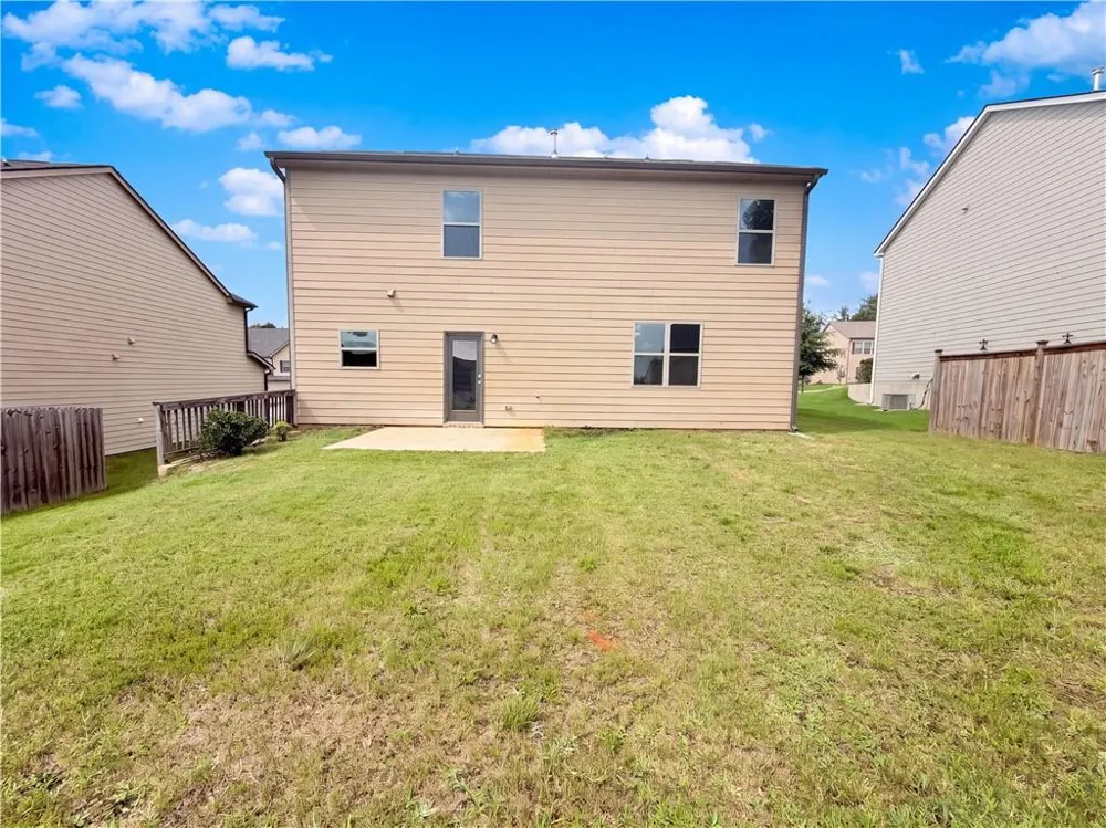 2048 Massey Lane Winder, GA 30680