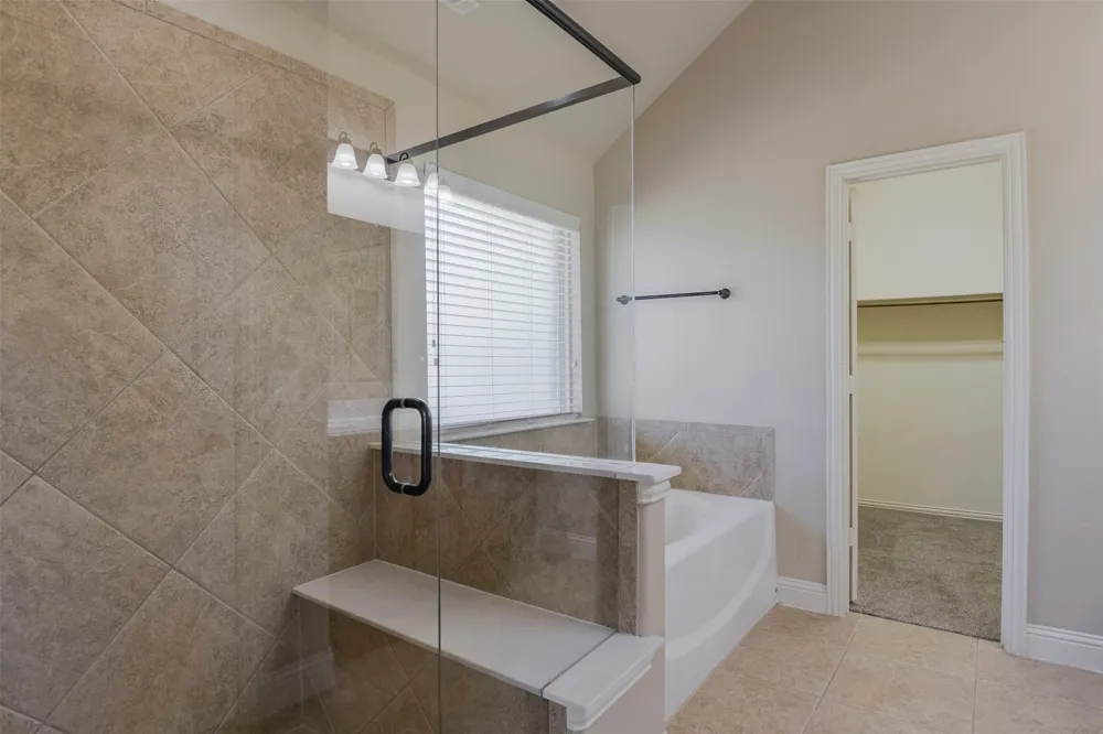 905 Mill Pond Drive Midlothian, TX 76065