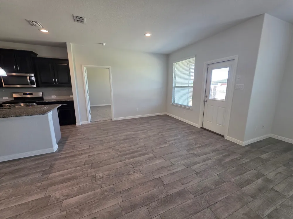 1215 Pacifica Trail Cleburne, TX 76033