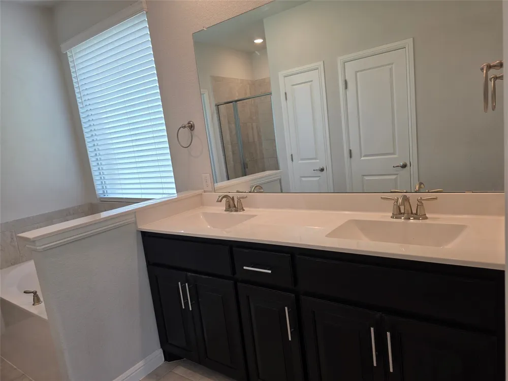 1215 Pacifica Trail Cleburne, TX 76033