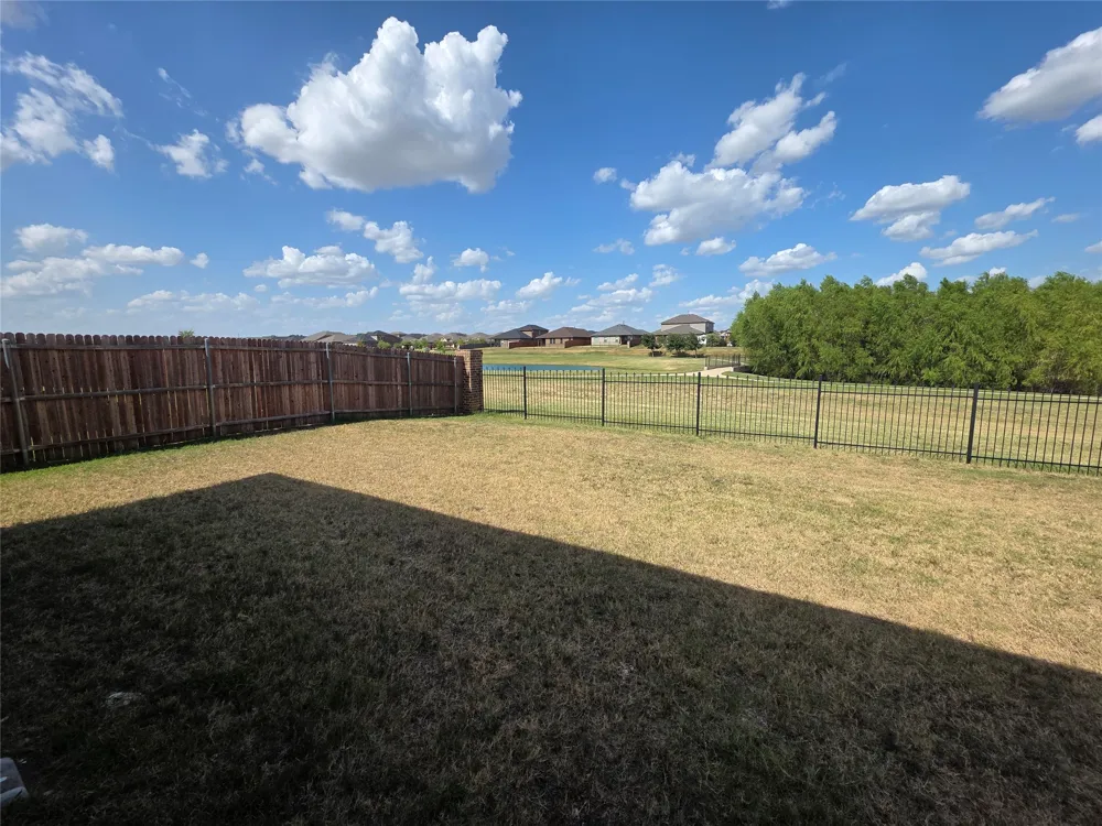 1215 Pacifica Trail Cleburne, TX 76033