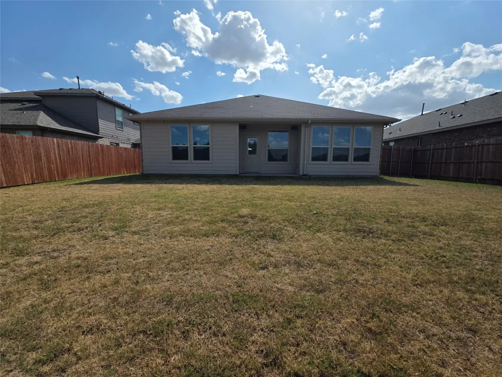 1215 Pacifica Trail Cleburne, TX 76033