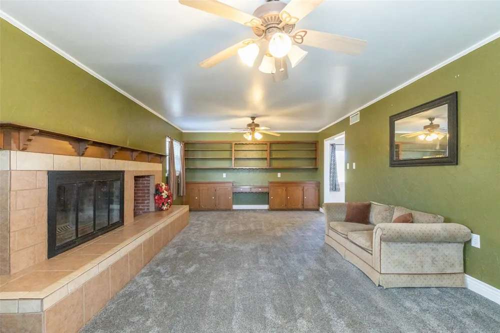 902 Avenue O Anson, TX 79501