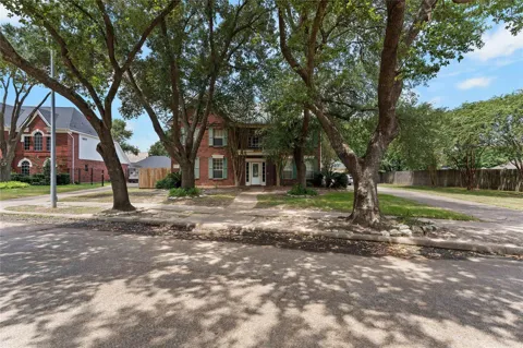 5819 Eldridge Glen Drive