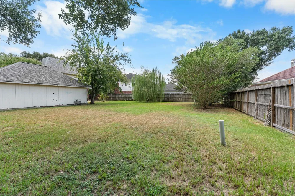 5819 Eldridge Glen Drive Houston, TX 77041