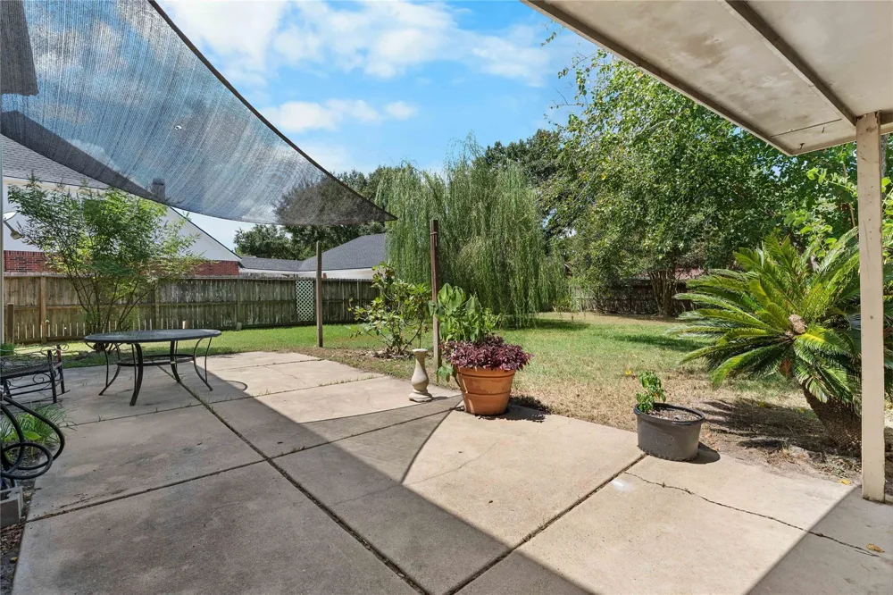 5819 Eldridge Glen Drive Houston, TX 77041