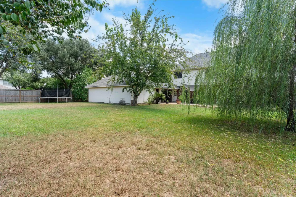 5819 Eldridge Glen Drive Houston, TX 77041