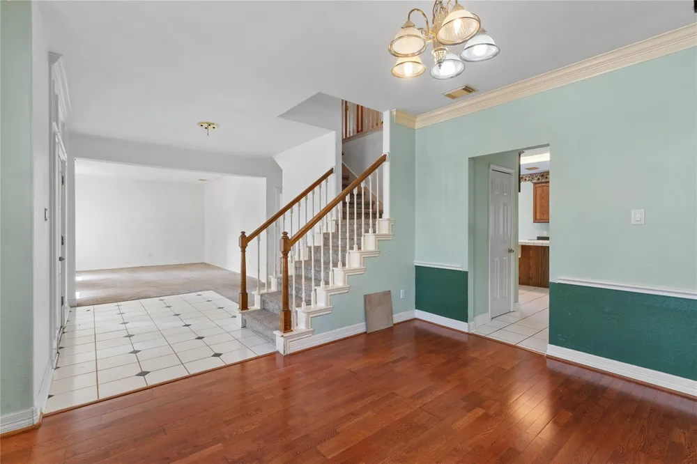 5819 Eldridge Glen Drive Houston, TX 77041